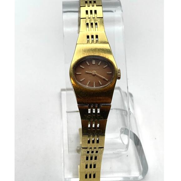 Vintage Wittnauer Women\'s Mechanical Watch 19mm Unique Extension Band Works main image 9